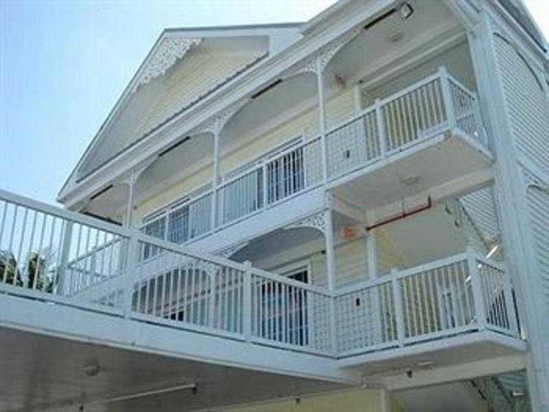 Pierview Hotel And Suites Fort Myers Beach Exterior foto